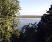 Von der Spitze der Pyramide N10-43 hat man einen schnen Ausblick auf die Landschaft der New River Lagune